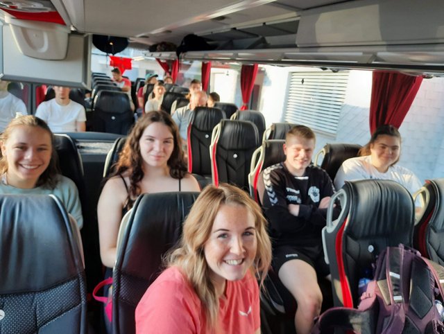 Lehrlingsausflug Bus fahrt Lehrlingsausflug Bus fahrt