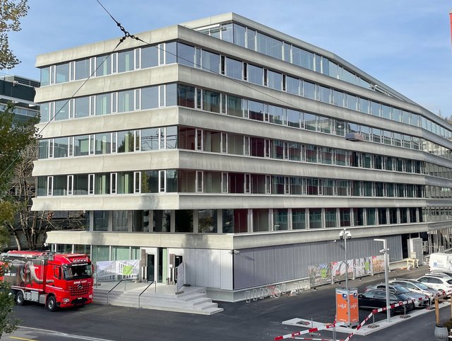 Outsight02 Kundenevent Zürich Fassadenbau Neubau Kriminalabteilung Stadtpolizei Outsight02 Kundenevent Zürich Fassadenbau Neubau Kriminalabteilung Stadtpolizei