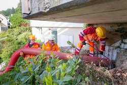 Tiefbau Arbeiten mit Luft-Unterstützung