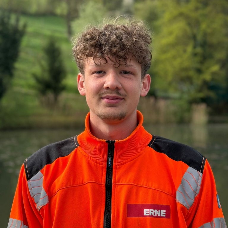 Lian Gygax, Lernender Maurer 