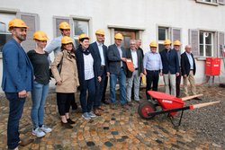 Start der Umbau und Neubau-Arbeiten des Haus am Schlossberg